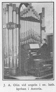 Olin, J. A. vid orgeln i Astoria